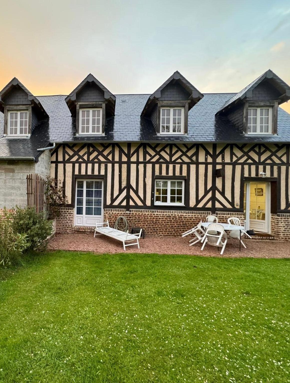 Apartamento La Longere Du Haras Manerbe Exterior foto