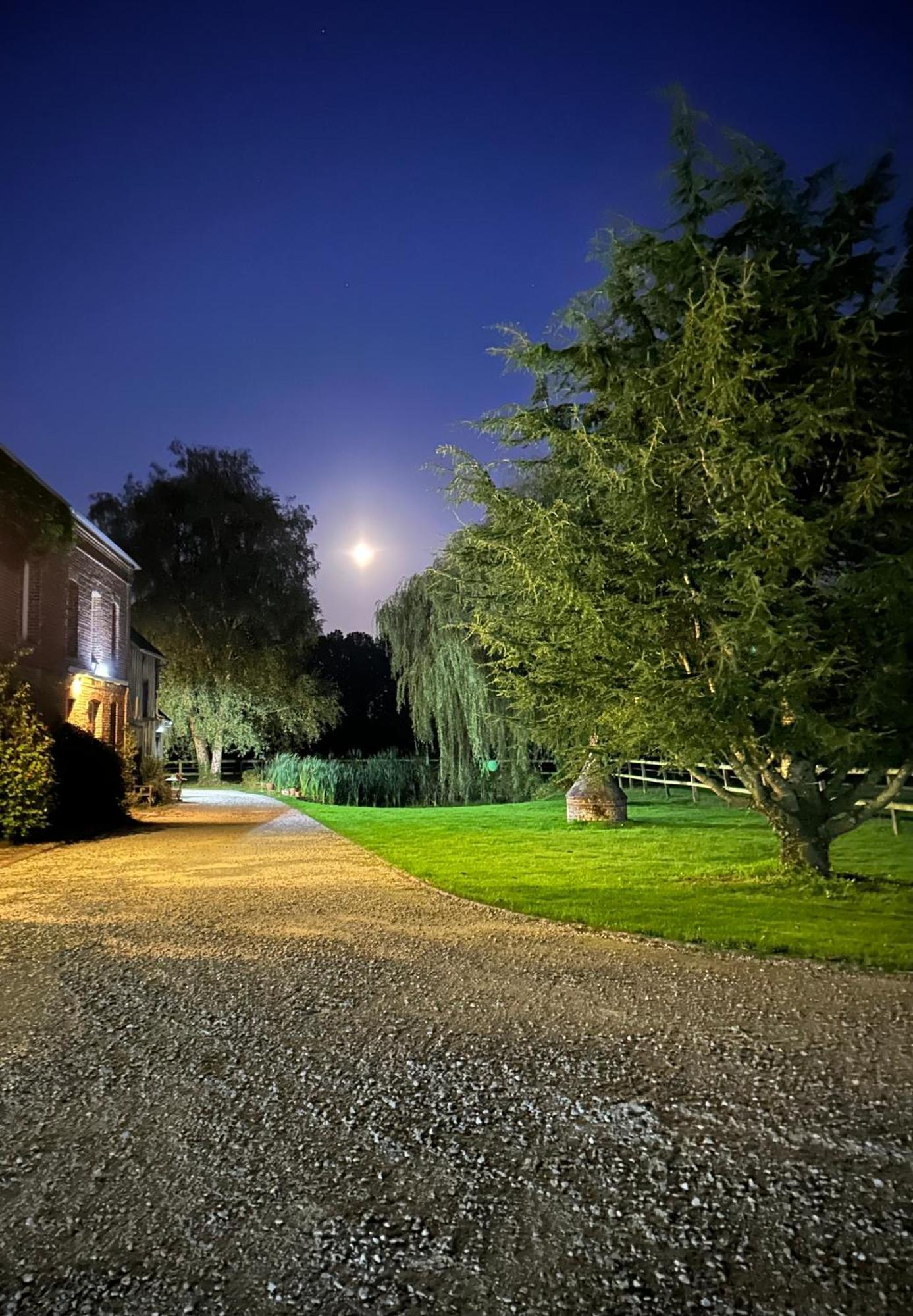 Apartamento La Longere Du Haras Manerbe Exterior foto